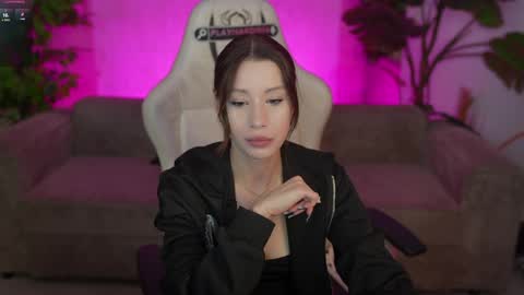 Diamonds Girls online show from 26, 5, 2026