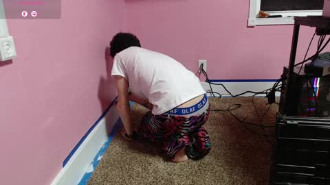 Snapshot of bright_pink_strawberry chatting on 19, 1, 2025 Strawberry online show from 19, 1, 2025