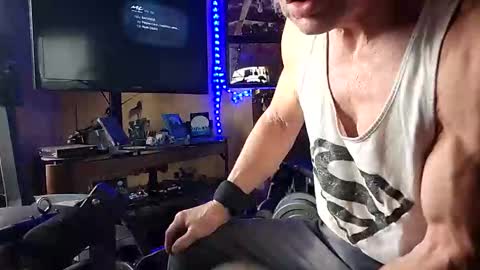 brigstuf20 online show from 11, 4, 2026