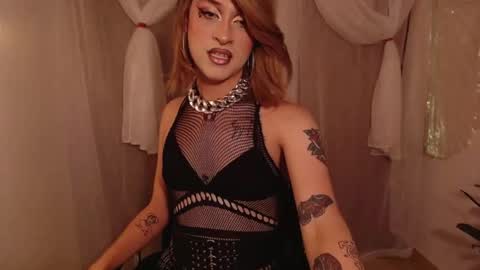 Snapshot of brillamettal chatting on 8, 11, 2025 Brilla Mettal online show from 8, 11, 2025