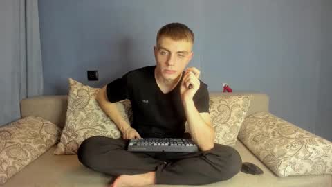 bristlebback online show from 13, 9, 2025