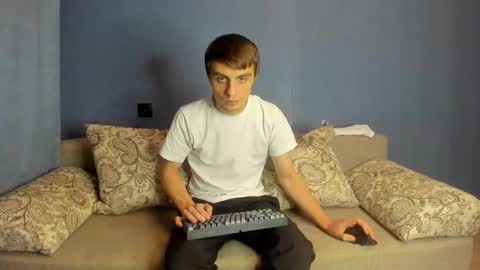 bristlebback online show from 4, 12, 2025