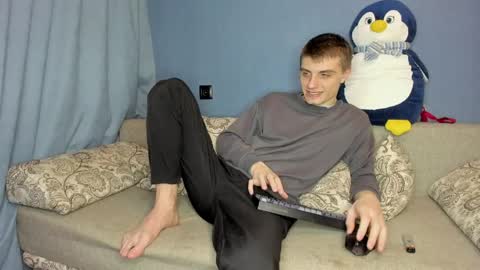 bristlebback online show from 12, 4, 2026