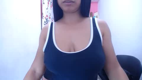 Snapshot of britanyx1 chatting on 3, 2, 2025 britanyx1 online show from 3, 2, 2025