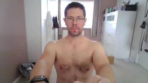 Snapshot of britguy6985 chatting on 6, 11, 2025 britguy6985 online show from 6, 11, 2025