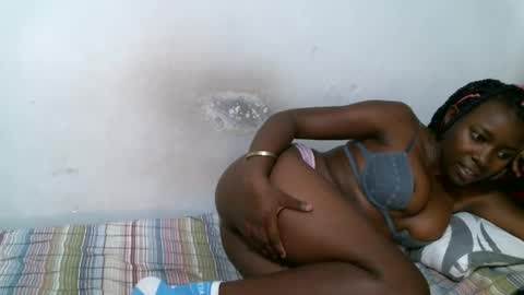 Snapshot of britieh chatting on 12, 10, 2025 leccie online show from 12, 10, 2025