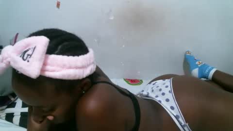 Snapshot of britieh chatting on 4, 11, 2025 leccie online show from 4, 11, 2025