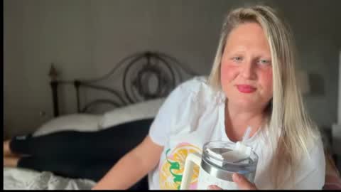 British Bella online show from 8, 6, 2026
