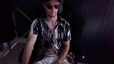 britishbigdick_ online show from 17, 9, 2025