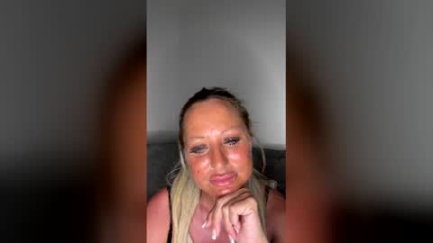 Snapshot of britishcumslut_10 chatting on 16, 4, 2026 britishcumslut_10 online show from 16, 4, 2026