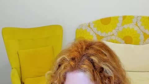Snapshot of britishmilfpenelope chatting on 8, 6, 2026 Penelope online show from 8, 6, 2026