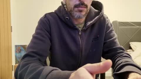 Britishozzy online show from 19, 12, 2025