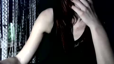 Snapshot of britneyamy chatting on 2, 7, 2026 Britney online show from 2, 7, 2026