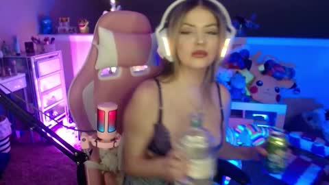 britneyskylarx online show from 4, 12, 2025