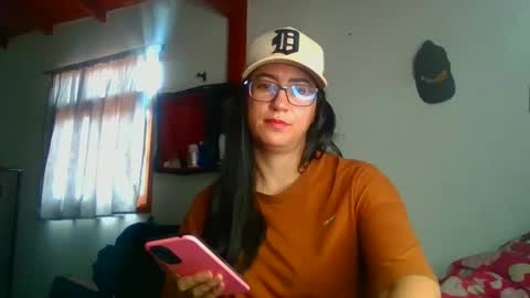 brittanycheeks1 online show from 7, 2, 2025