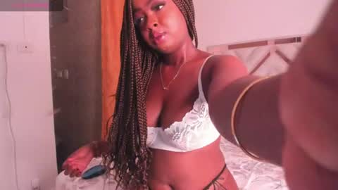 brittany 25 years old  happy as a worm  online show from 19, 6, 2026