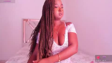 brittany 25 years old  happy as a worm  online show from 4, 7, 2026