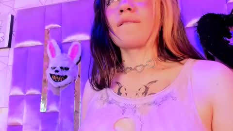     online show from 3, 2, 2025