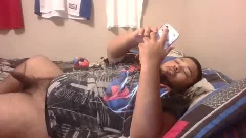 Snapshot of bronxforlife chatting on 18, 12, 2024 bronxforlife online show from 18, 12, 2024