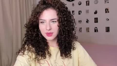 Snapshot of brookchills chatting on 12, 9, 2025 Brook  Help me collect 100 reactions  online show from 12, 9, 2025