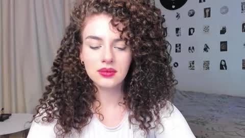 Snapshot of brookchills chatting on 25, 10, 2025 Brook  Help me collect 100 reactions  online show from 25, 10, 2025