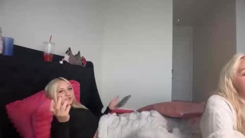 Snapshot of brookepatterson chatting on 16, 11, 2025 brookepatterson online show from 16, 11, 2025