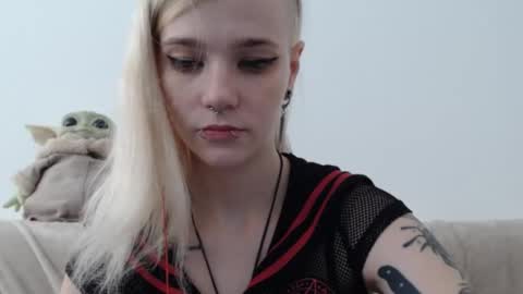 Snapshot of brookewylde_20 chatting on 18, 1, 2026 brookewylde_20 online show from 18, 1, 2026