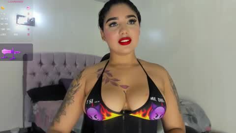 Snapshot of browch chatting on 27, 1, 2025 valentina online show from 27, 1, 2025
