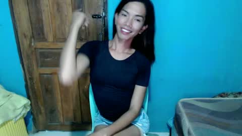Snapshot of brown_sugar143 chatting on 17, 6, 2026 brown_sugar143 online show from 17, 6, 2026