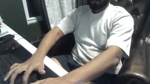 Snapshot of brownbd32 chatting on 3, 12, 2024 brownbd32 online show from 3, 12, 2024