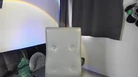 miss muller online show from 19, 2, 2025