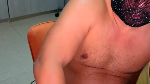 Snapshot of brownlatino22 chatting on 13, 7, 2026 brownlatino22 online show from 13, 7, 2026