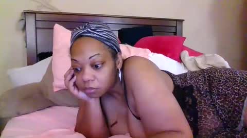 brownroundrenee online show from 9, 6, 2026