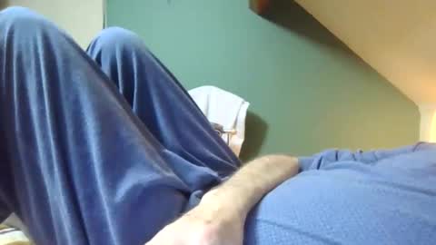 Snapshot of brtbrlss chatting on 13, 10, 2025 brtbrlss online show from 13, 10, 2025