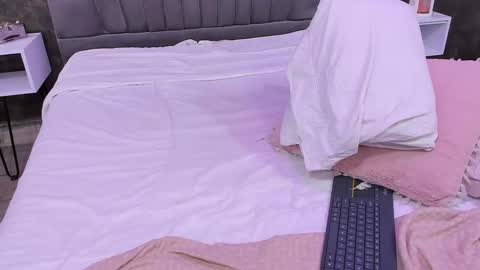 Bruce Hans online show from 21, 2, 2025