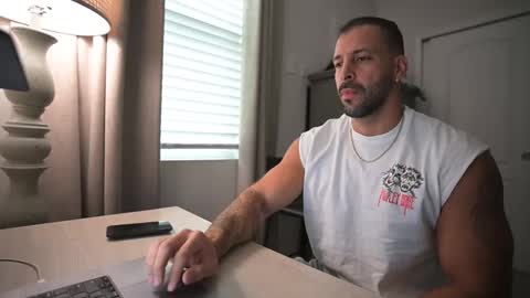 onlyfans BRUCESTRYKER online show from 2, 4, 2026