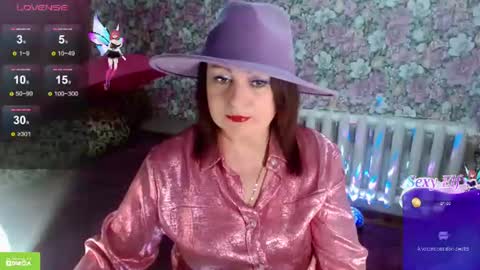 Snapshot of brunette7786 chatting on 10, 7, 2026 Julia online show from 10, 7, 2026