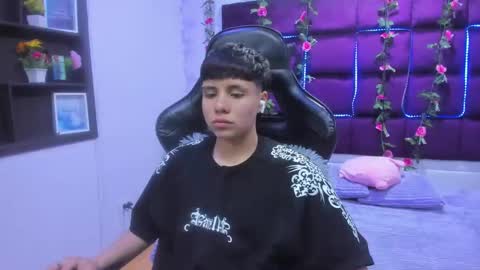 Snapshot of bruno_cruz chatting on 12, 11, 2025 Bruno Cruz online show from 12, 11, 2025