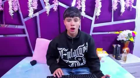 Snapshot of bruno_cruz chatting on 20, 11, 2025 Bruno Cruz online show from 20, 11, 2025