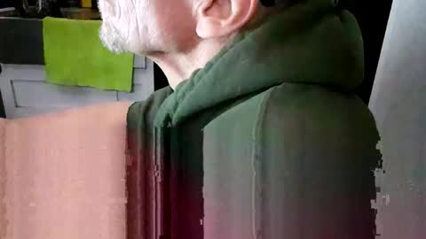 Steve... aka SkinnieDippin aka TimberTramp online show from 1, 2, 2026