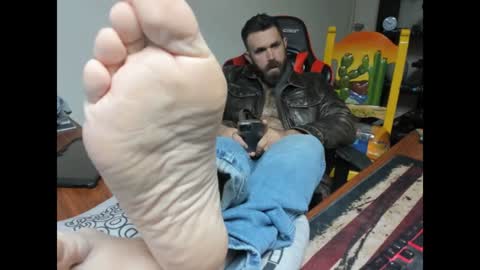 BRUTALMASTER1983 online show from 10, 1, 2025