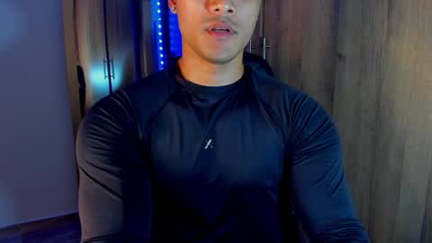 Snapshot of bryan_boy_ chatting on 15, 1, 2025 bryan online show from 15, 1, 2025