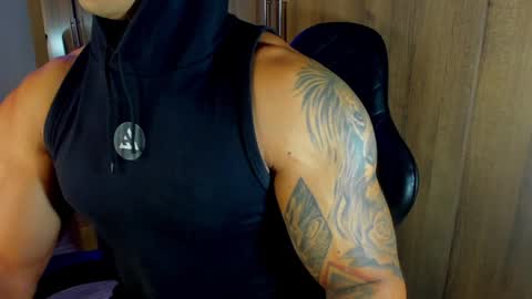 Snapshot of bryan_boy_ chatting on 17, 1, 2025 bryan online show from 17, 1, 2025