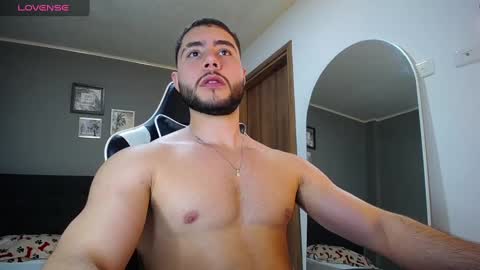 Snapshot of bryan_oficials chatting on 15, 12, 2024 bryan_oficials online show from 15, 12, 2024