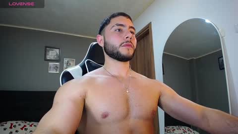 Snapshot of bryan_oficials chatting on 17, 12, 2024 bryan_oficials online show from 17, 12, 2024