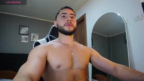 Snapshot of bryan_oficials chatting on 23, 12, 2024 bryan_oficials online show from 23, 12, 2024