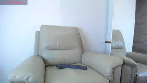 Snapshot of bryan_oficials chatting on 2, 2, 2025 bryan_oficials online show from 2, 2, 2025