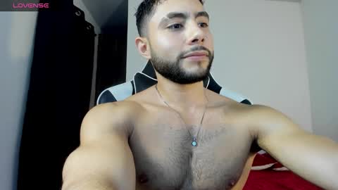 Snapshot of bryan_oficials chatting on 28, 11, 2025 bryan_oficials online show from 28, 11, 2025