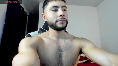 Snapshot of bryan_oficials chatting on 30, 11, 2025 bryan_oficials online show from 30, 11, 2025