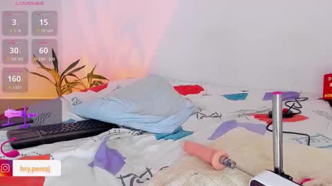 Snapshot of bryperez chatting on 5, 11, 2025 bry online show from 5, 11, 2025